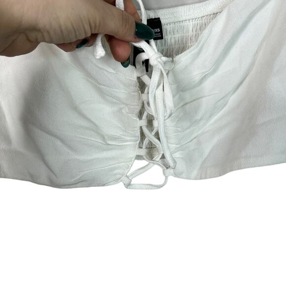 G Womens Lace-Up Cropped Top Off Shoulder Smocked Back White XS - Picture 3 of 5